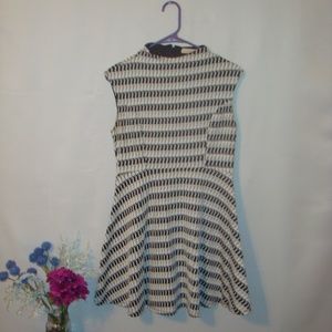 Everleigh Houndstooth Skater Dress